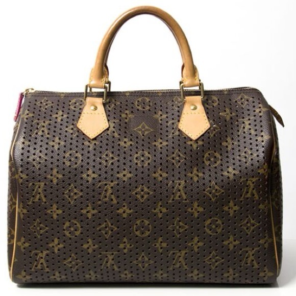 Louis Vuitton Perforated
Speedy 30 Limited Edition - Picture 5 of 8